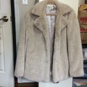 Women’s Faux Fur Coat